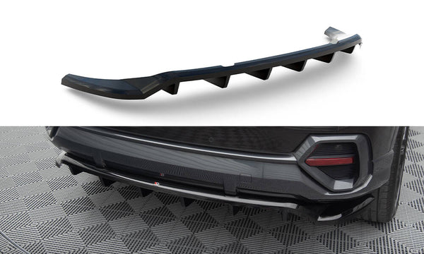 Central Rear Splitter (with vertical bars) Audi Q3 Sportback F3