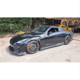 Nissan R35 GTR TS V2 Carbon Side Skirts